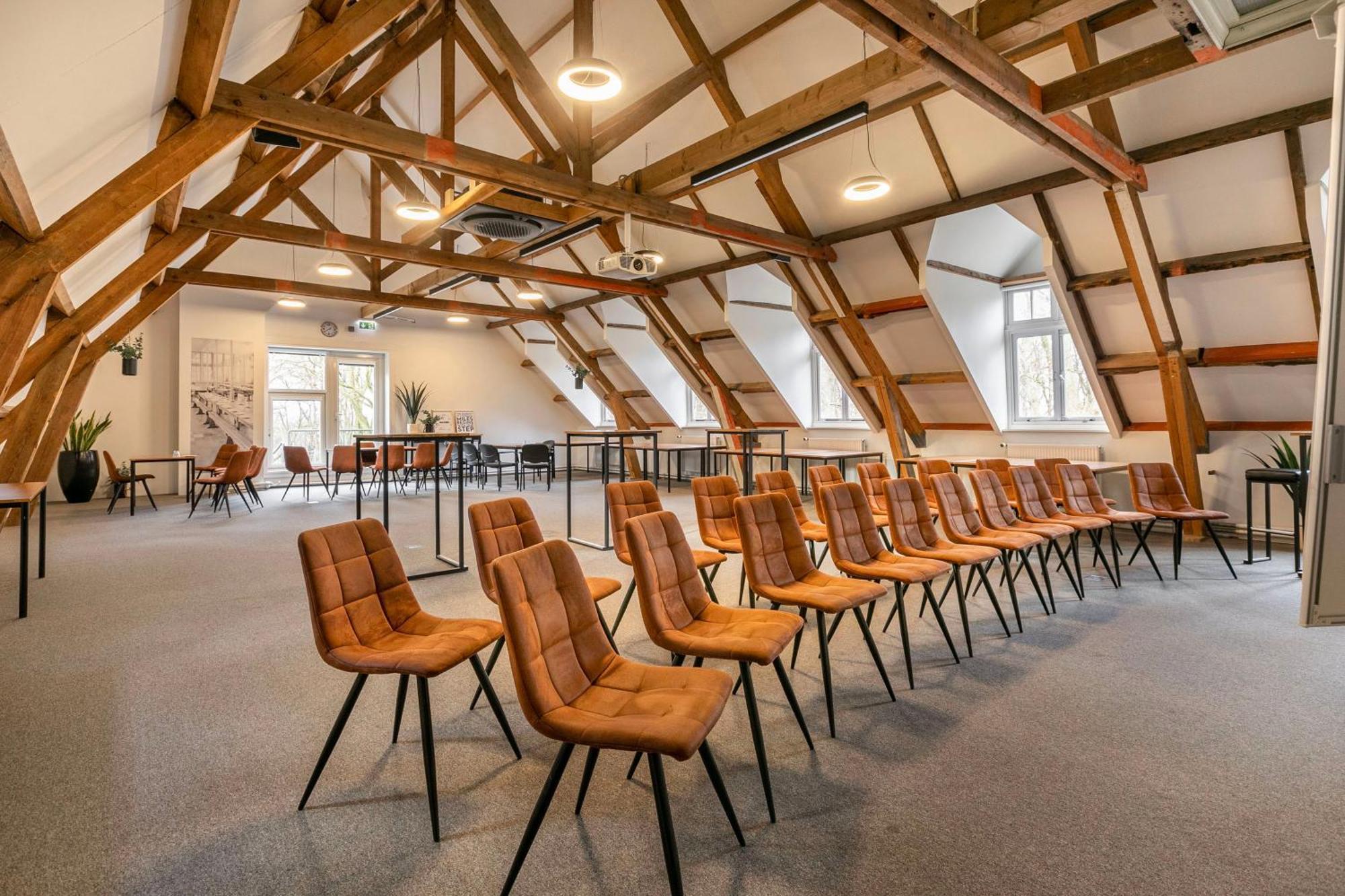 Bovendonk Business- & Eventlocatie Hoeven Esterno foto