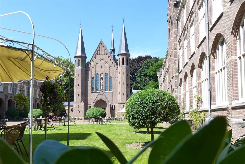 Bovendonk Business- & Eventlocatie Hoeven Esterno foto