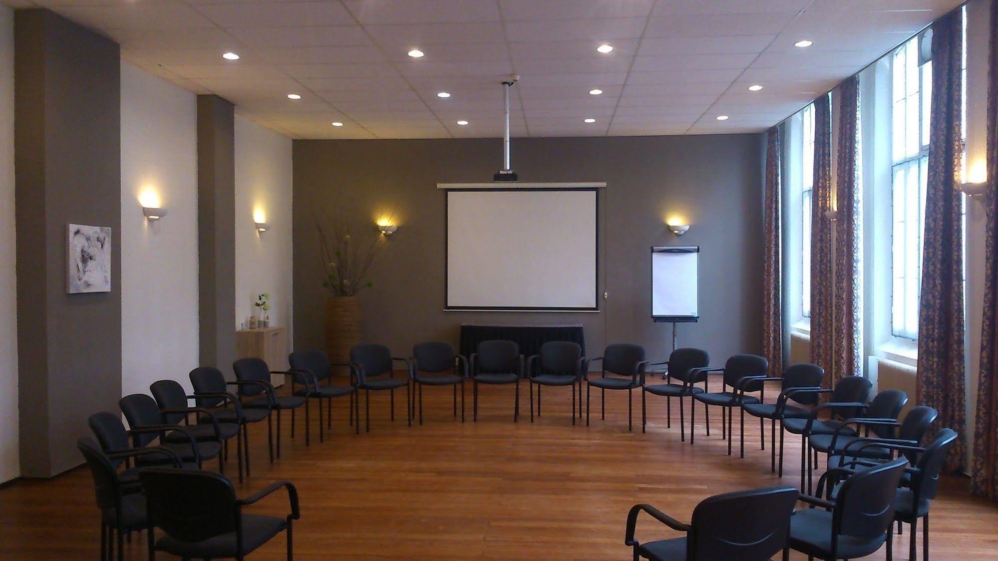 Bovendonk Business- & Eventlocatie Hoeven Esterno foto